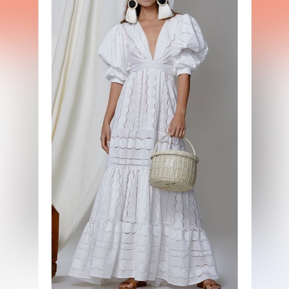 Johanna Ortiz Dresses & Skirts - NWT $1395 Johanna Ortiz Embroided White Maxi Dress Size:2